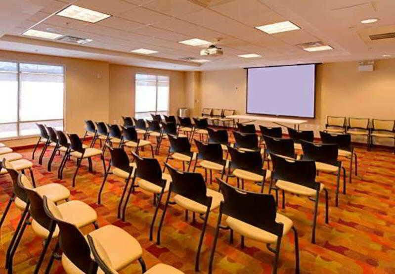 فندق فيرفيلد إن آند سويتس برفو أوريم المظهر الخارجي الصورة